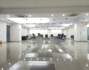 বনানীতে ৭৮০০ বর্গফুটের সেমি-ফার্নিশড ওপেন কমার্শিয়াল স্পেস ভাড়া হবে