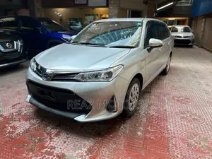 Toyota Fielder EX PKG SILVER / 2020