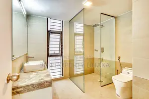 Luxurious Semi-furnished Apartments for Rent