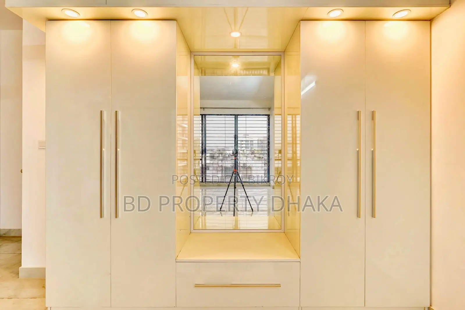 Luxurious Semi-furnished Apartments for Rent