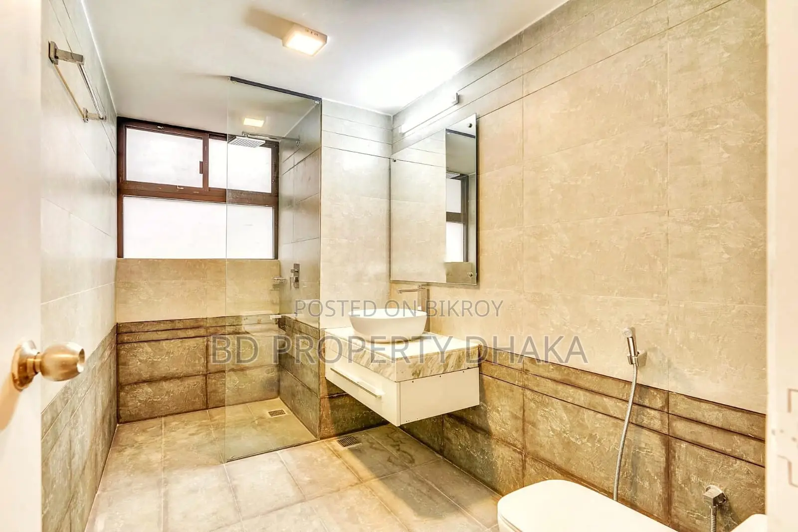 Luxurious Semi-furnished Apartments for Rent