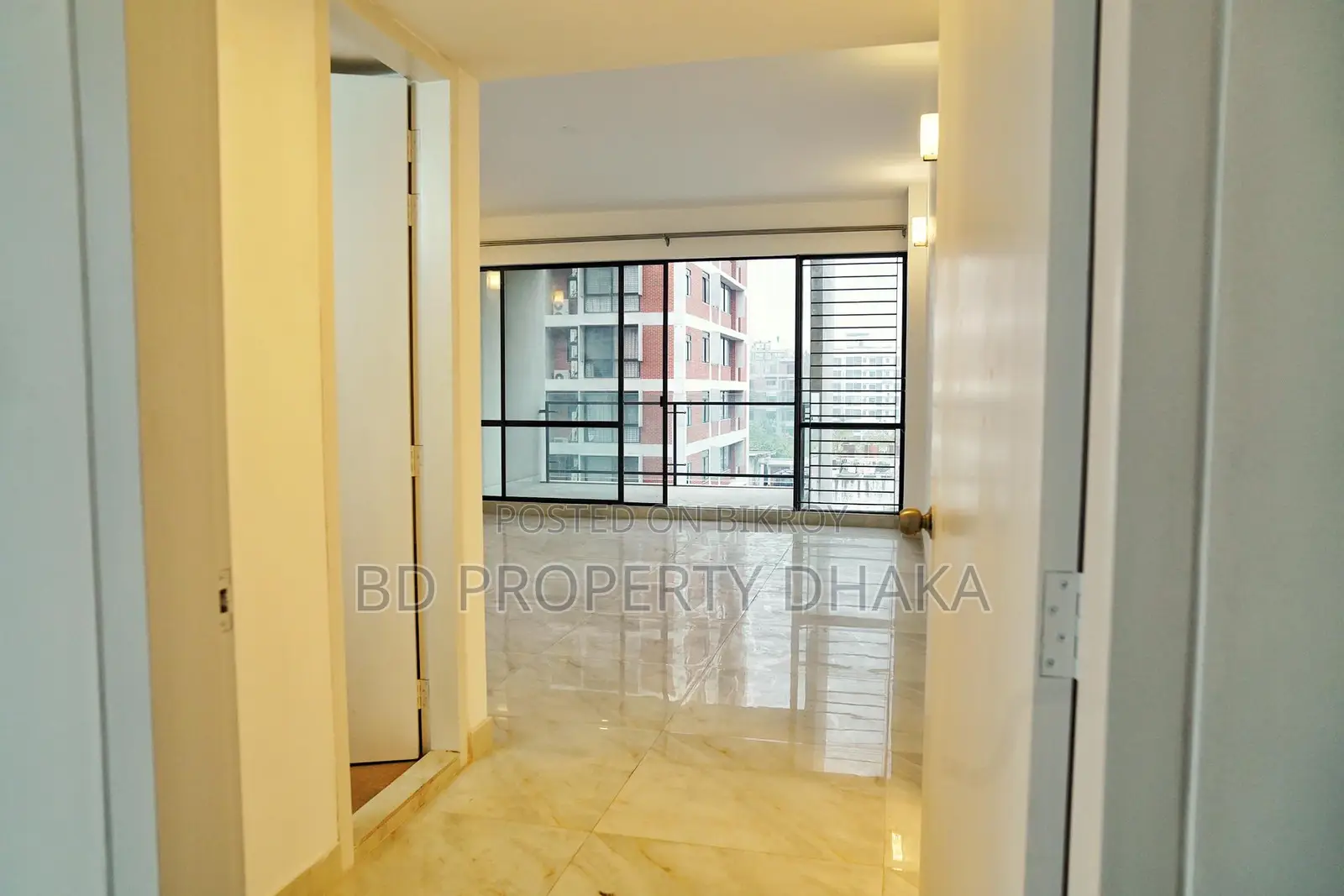 Luxurious Semi-furnished Apartments for Rent