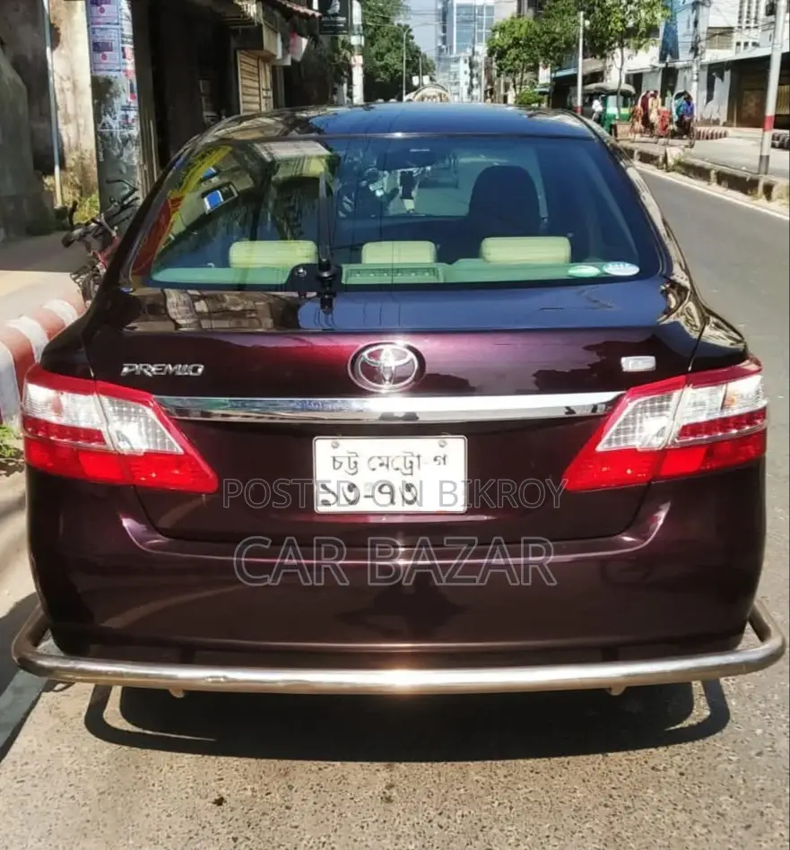 টয়োটা প্রিমিও ১.৫ এফডব্লিউডি ২০১৫ মেরুন