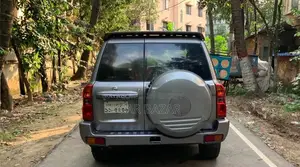 Nissan Patrol Y61 With Sunroof 2004