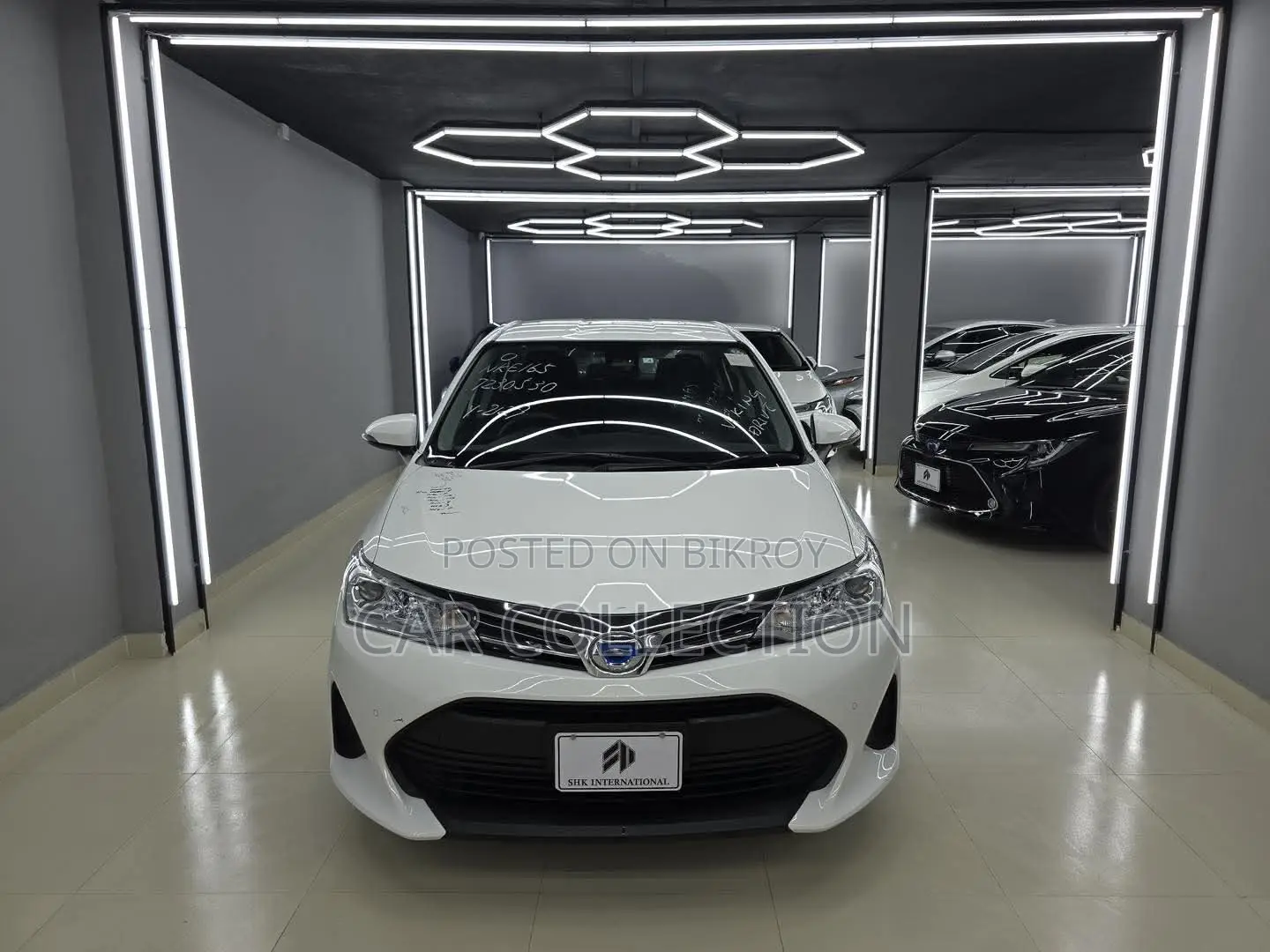 Toyota Axio EX HYBRID 2020