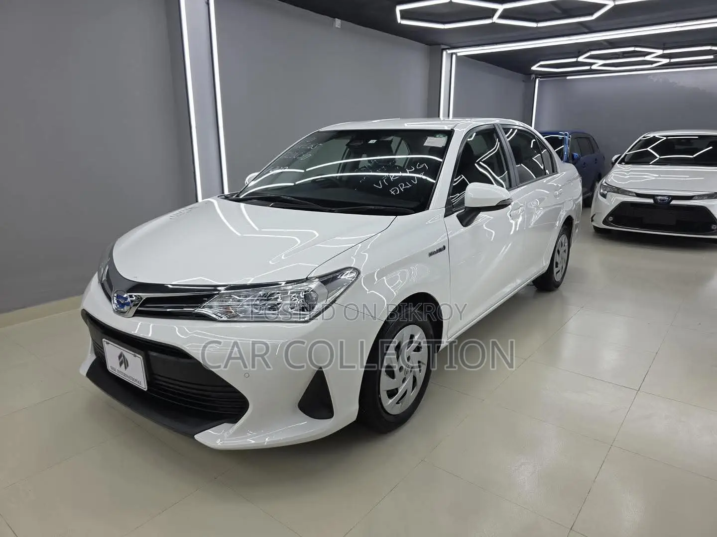 Toyota Axio EX HYBRID 2020