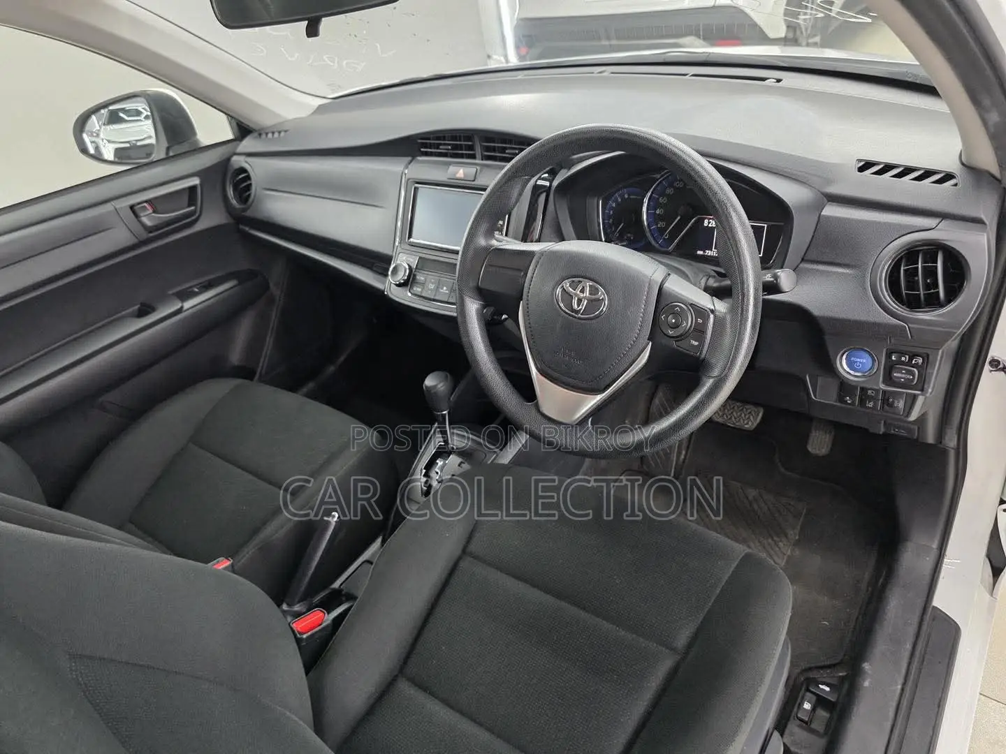 Toyota Axio EX HYBRID 2020