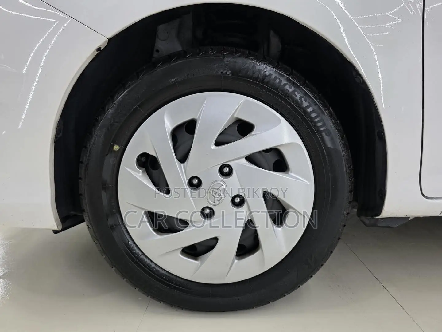 Toyota Axio EX HYBRID 2020
