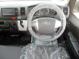Toyota Hiace GL Ambulance 2020