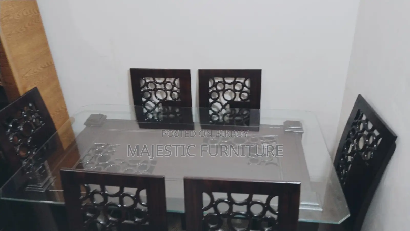 নতুন ডাইনিং সেট। মডেল # ৬৩৩