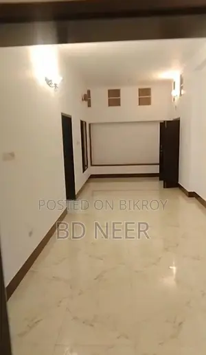 Ground Floor 2700 SqFt Office Space Available For Rent in Gulshan-2