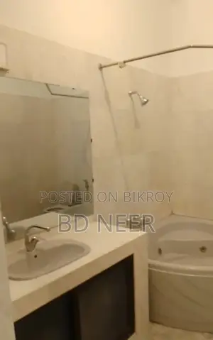 Ground Floor 2700 SqFt Office Space Available For Rent in Gulshan-2