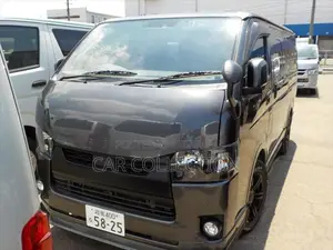 Toyota Hiace Super GL Dark Prime2 2021
