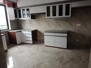 গুলশান নর্থে সুইমিং পুল ও জিম সুবিধাসহ ফুল-ফার্নিশড ফ্ল্যাট ভাড়া