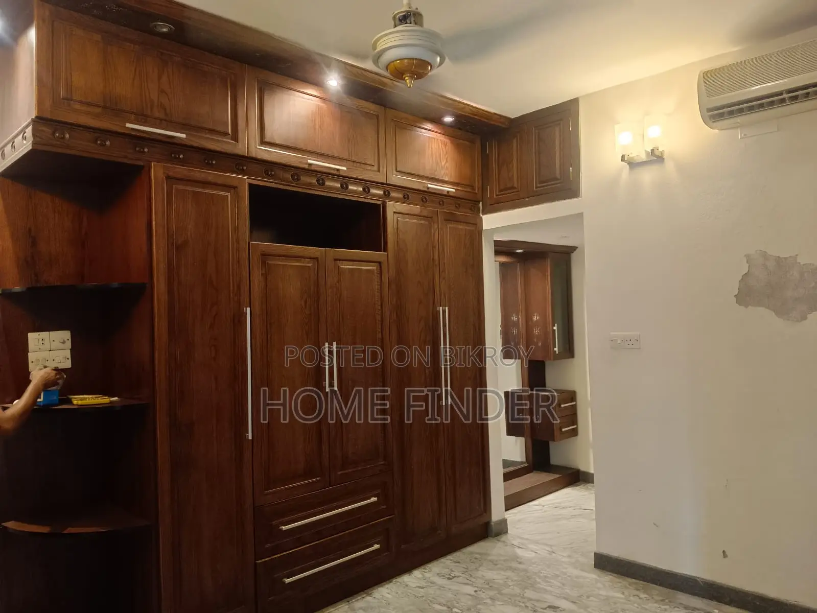 3750 Sqft Semi-furnished Apartment For Rent In Gulshan-2