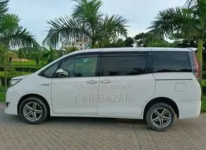 টয়োটা নোয়া এস্কয়ার জিআই প্রিমিয়াম ২০১৮