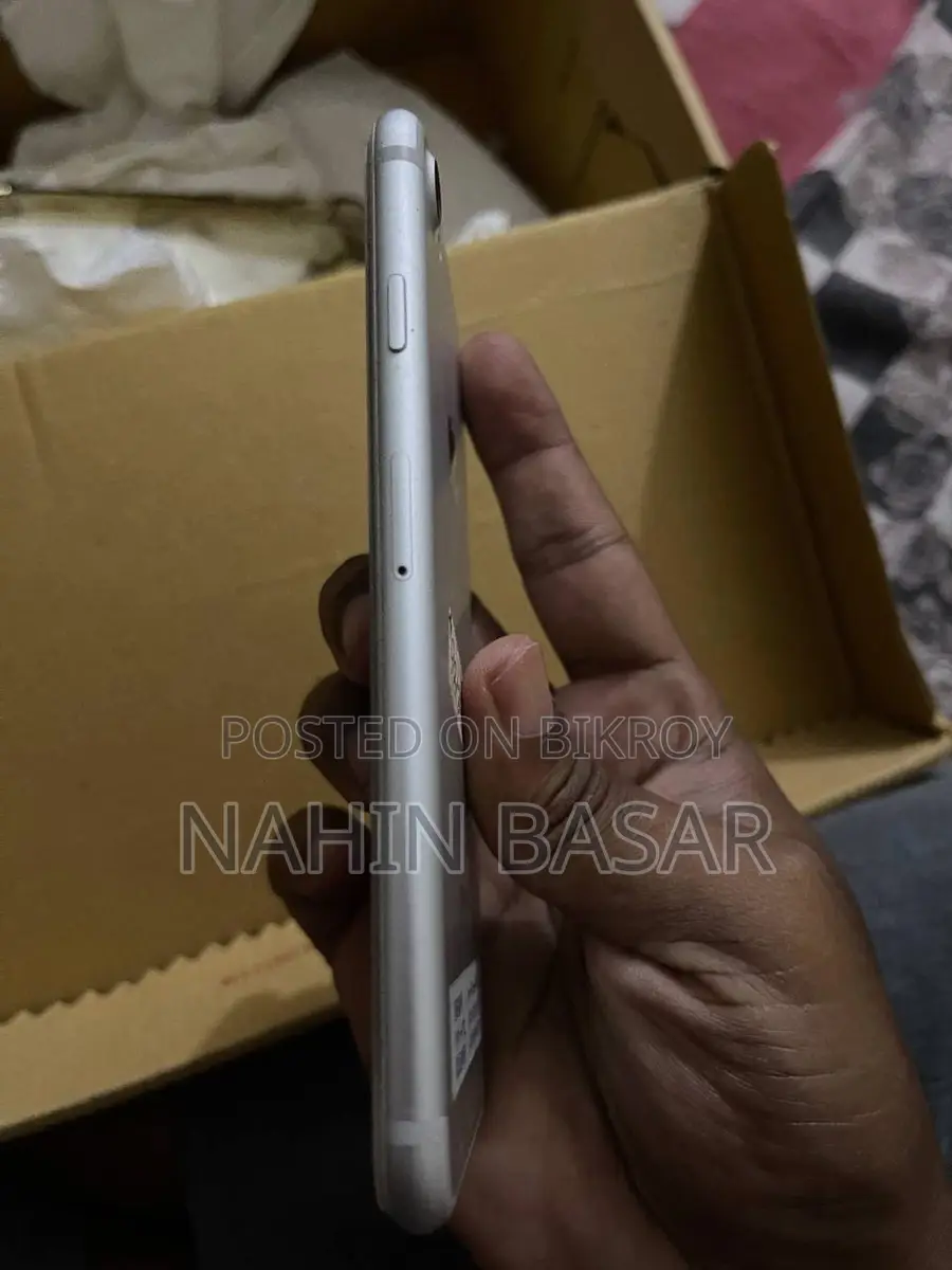 Apple iPhone 7 (ব্যবহৃত)