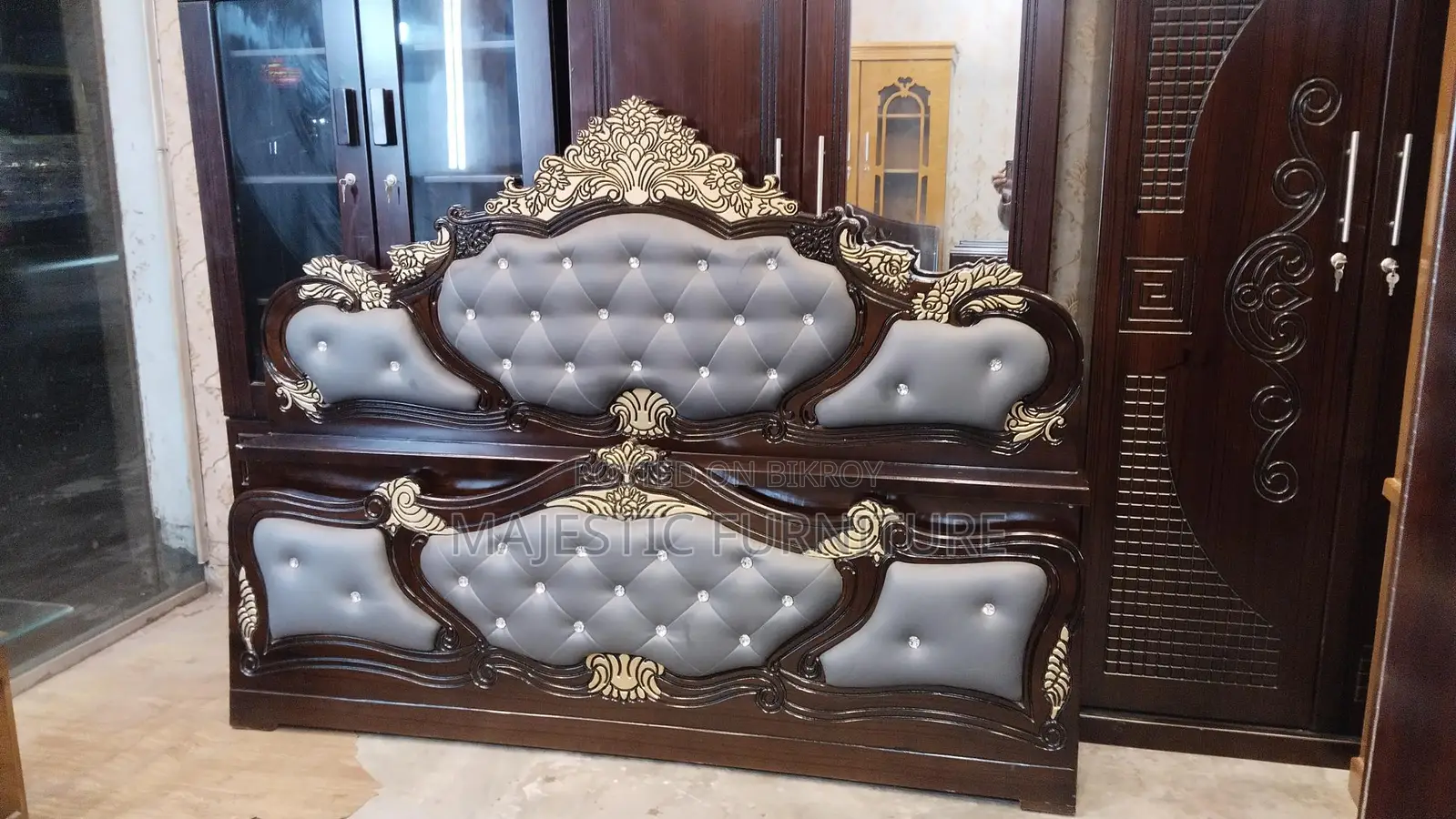 NEW BED ASH LEATHER. M # 274