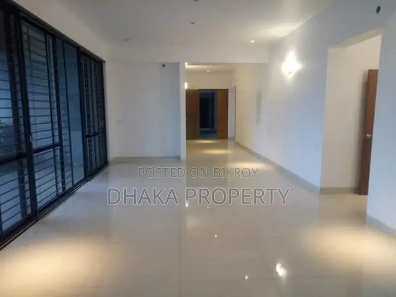 (জিম-সুইমিং পুল) ৩৮০০-বর্গফুট বিলাসবহুল ফ্ল্যাট ভাড়া গুলশান-২ এ