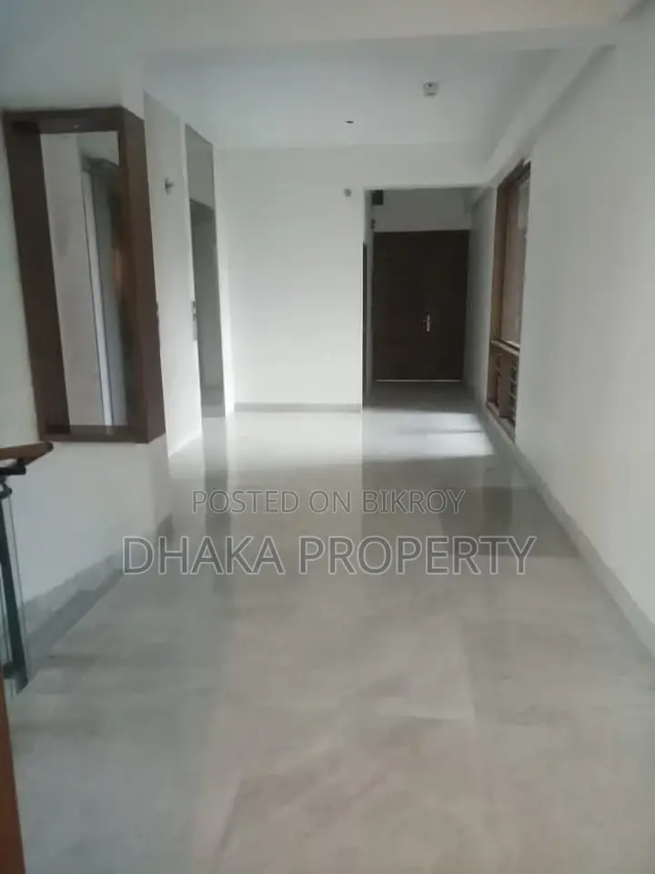 (জিম-সুইমিং পুল) ৩৮০০-বর্গফুট বিলাসবহুল ফ্ল্যাট ভাড়া গুলশান-২ এ
