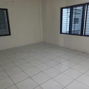 ২৬০০ স্কয়ার ফিট অফিসের স্পেস রেন্ট @ গুলশান ১