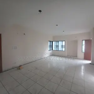 ২৬০০ স্কয়ার ফিট অফিসের স্পেস রেন্ট @ গুলশান ১