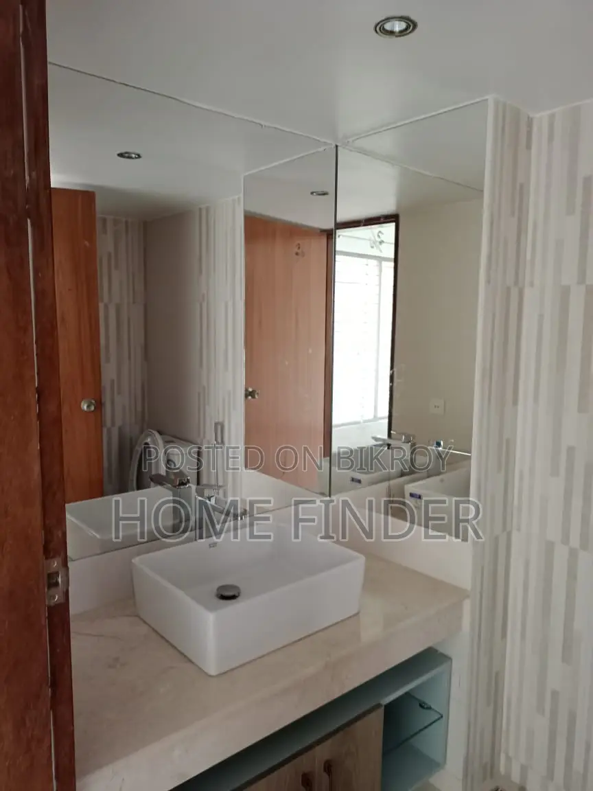 Semi Furnished 3800 SqFt 4Bed Apt: Rent In GULSHAN 2