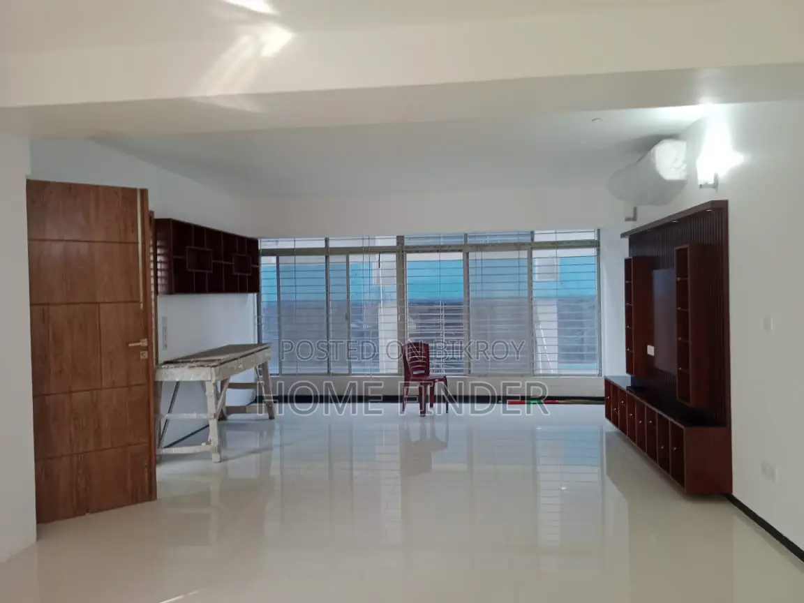 Semi Furnished 3800 SqFt 4Bed Apt: Rent In GULSHAN 2