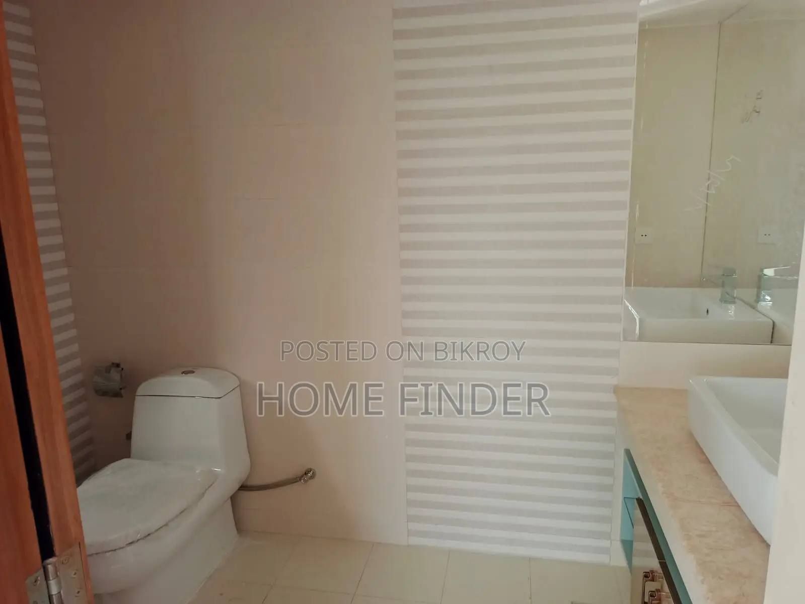 Semi Furnished 3800 SqFt 4Bed Apt: Rent In GULSHAN 2