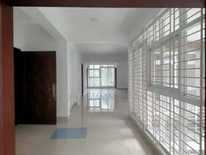 গুলশানে ৪৫০০ বর্গফুটের ব্র্যান্ড নিউ অফিস স্পেস ভাড়ার জন্য