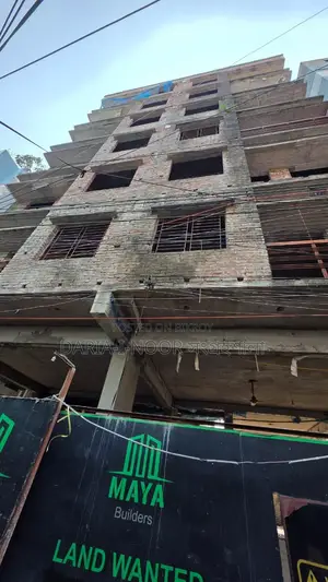 দক্ষিণ খানে তিন কাঠা জমিতে সাত তলা Al Most Finished বাড়ী বিক্রি