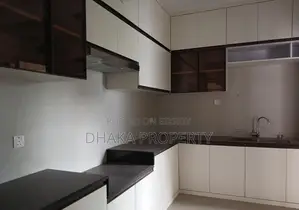 বনানী মডেল টাউনে ব্র্যান্ড নিউ ৪ বেডরুম ও ২ কার পার্কিং সহ ৪০০০ বর্গফুটের অ্যাপার্টমেন্ট ভাড়া হবে