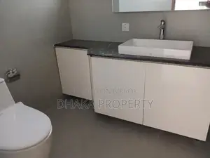 BRAND NEW_4Bed_2 Parking Apartment(4000sqft.) Rent In Banani Model Town