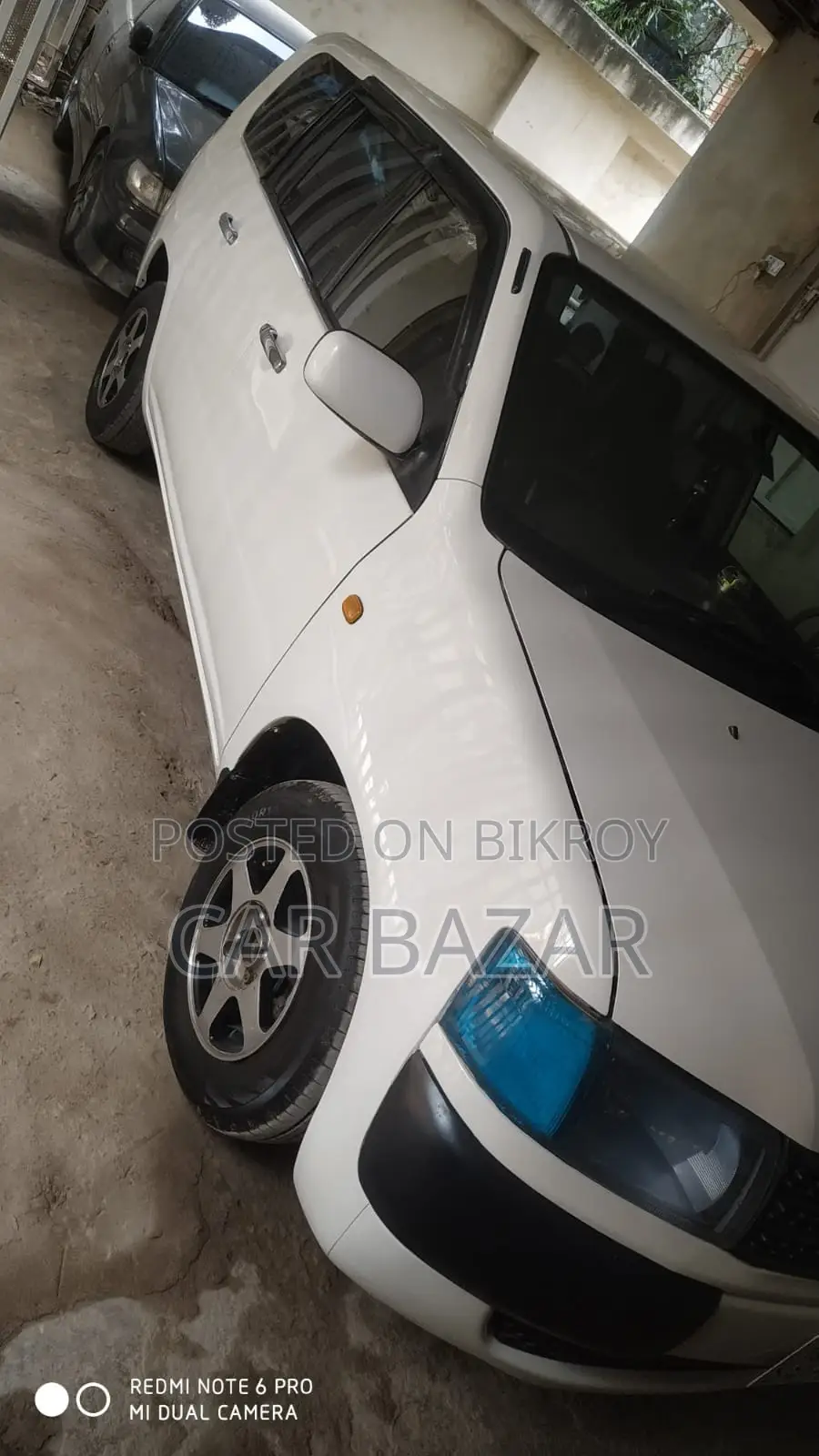 টয়োটা প্রোবক্স জিএল হোয়াইট এডিশন ২০০৫