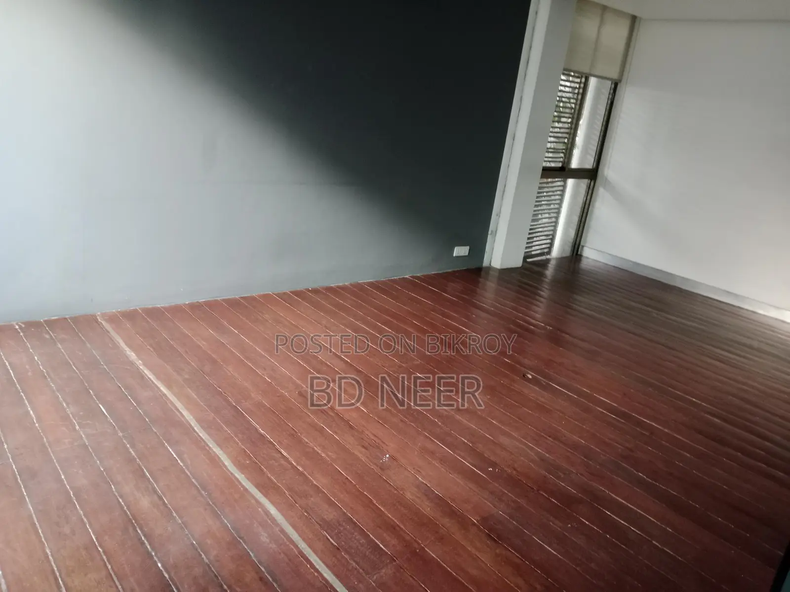 Indipendent triplex 9000 sft house rent in Gulshan 2