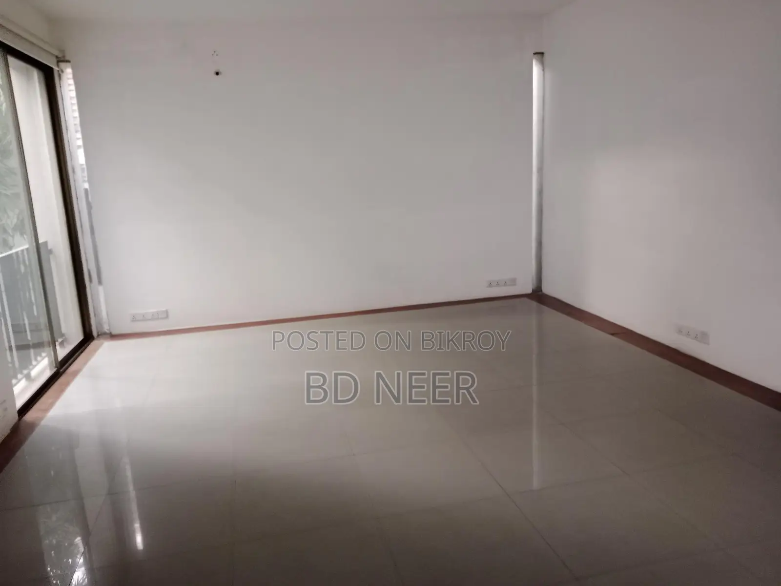 Indipendent triplex 9000 sft house rent in Gulshan 2