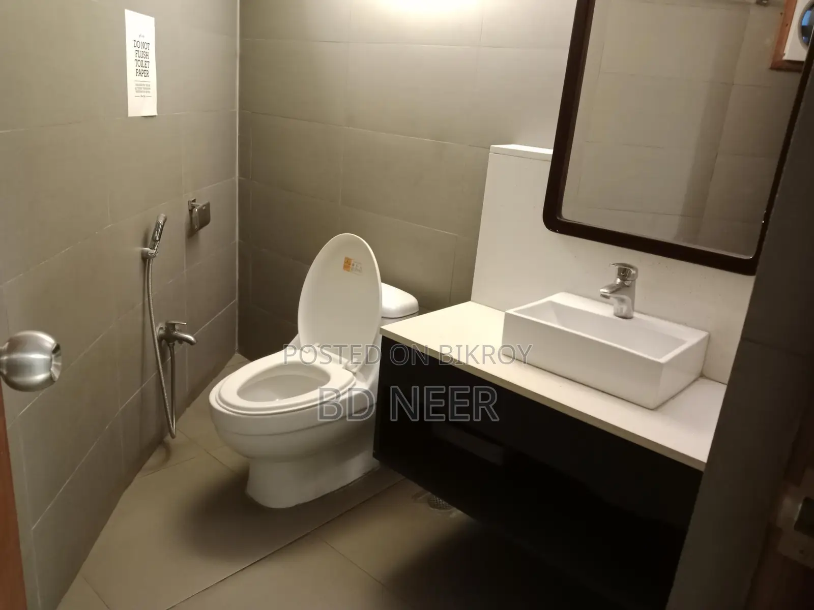 Indipendent triplex 9000 sft house rent in Gulshan 2