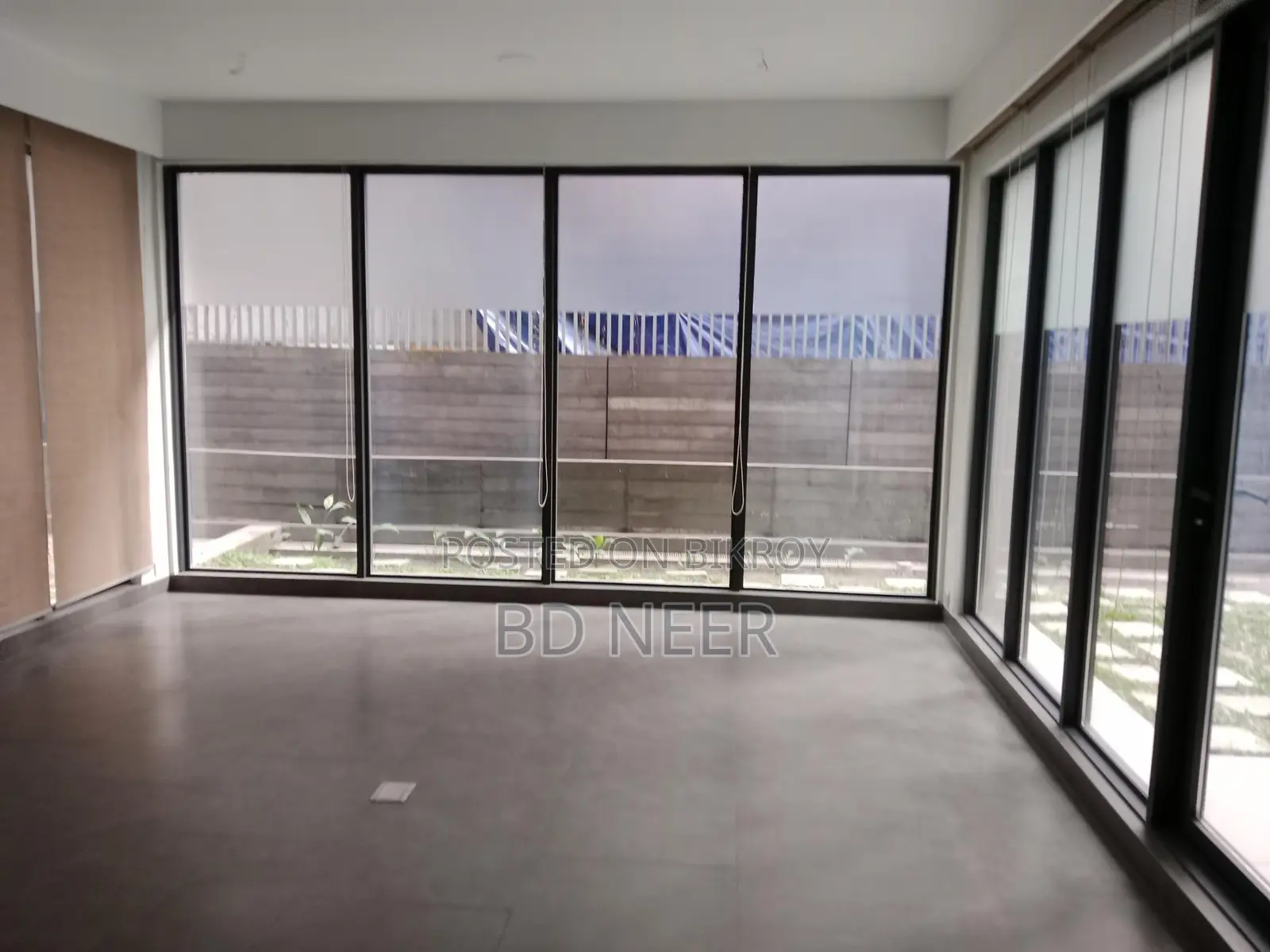 Indipendent triplex 9000 sft house rent in Gulshan 2