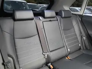 Toyota RAV4 G - 4WD BodyKit 2019