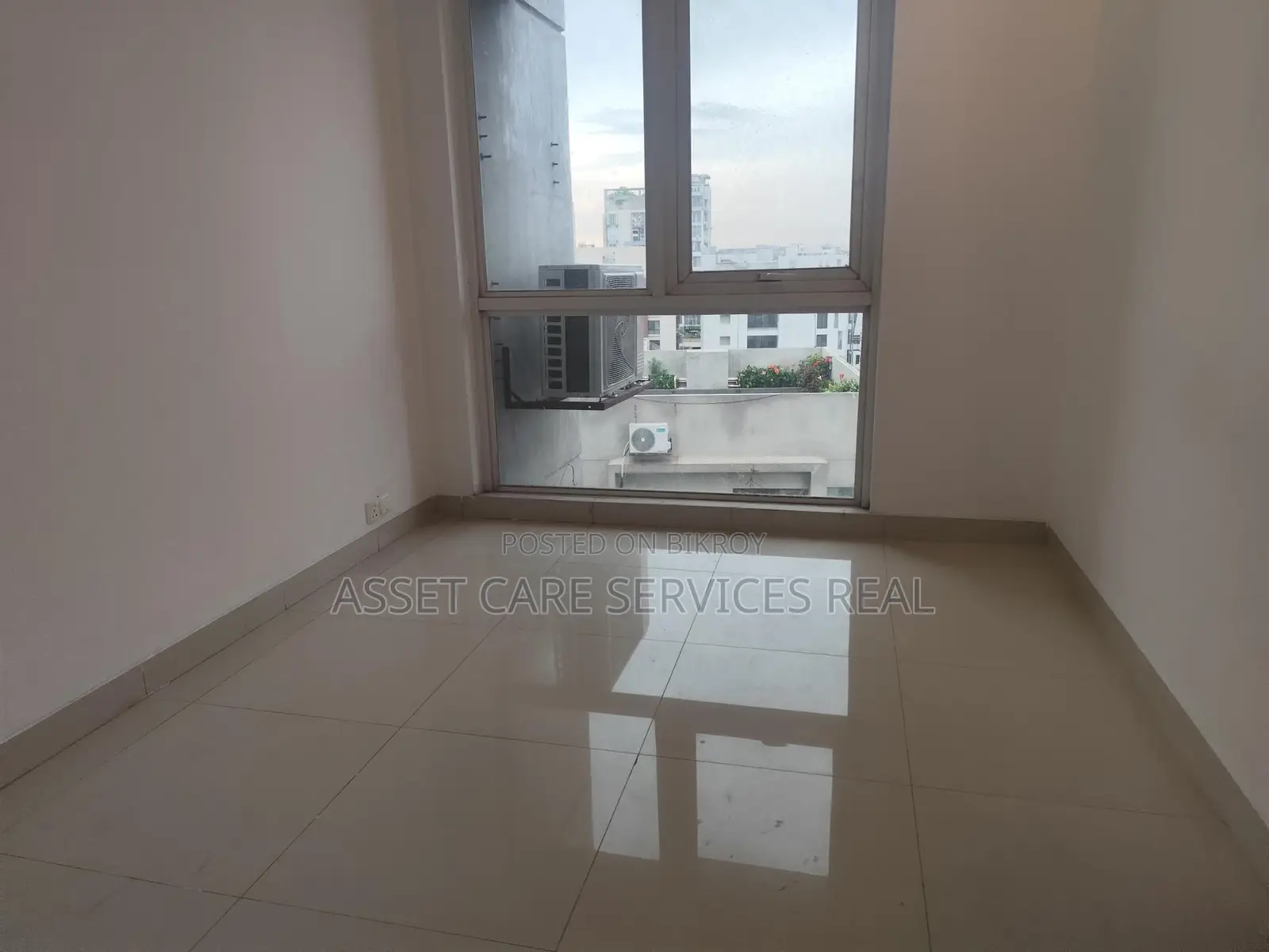 3Bed Semi Furnished Apartment Rent In Baridhara Diplomatic Zone