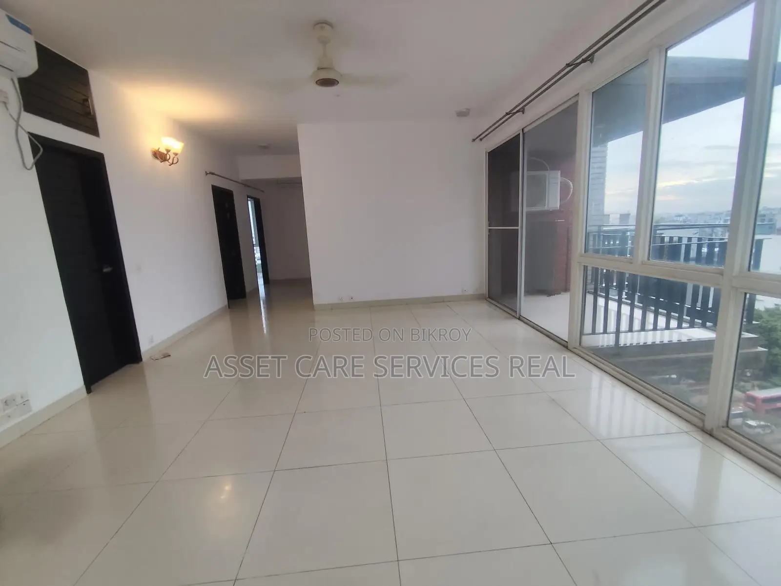 3Bed Semi Furnished Apartment Rent In Baridhara Diplomatic Zone