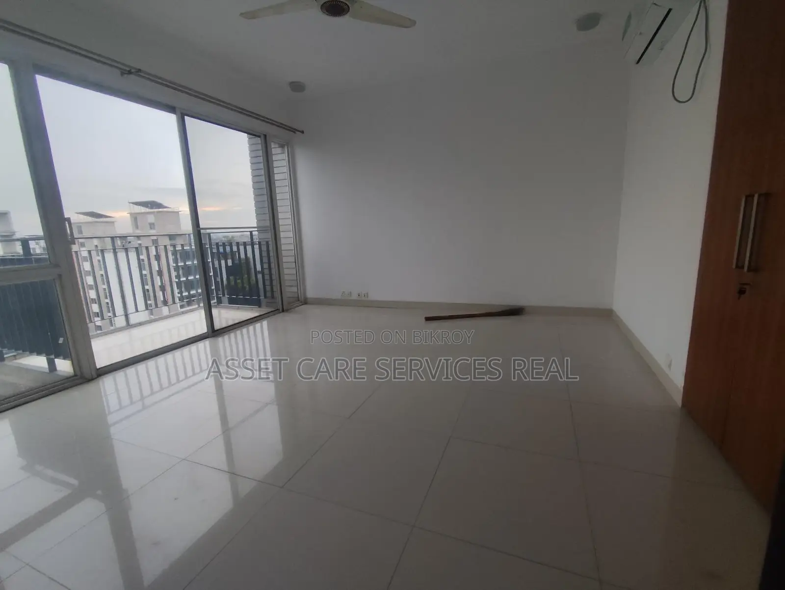 3Bed Semi Furnished Apartment Rent In Baridhara Diplomatic Zone