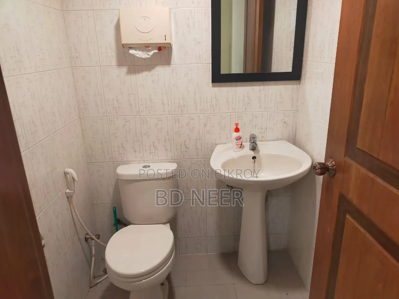 Luxury 1 Bed room Furniture Flat Rent in Gulshan-2 North