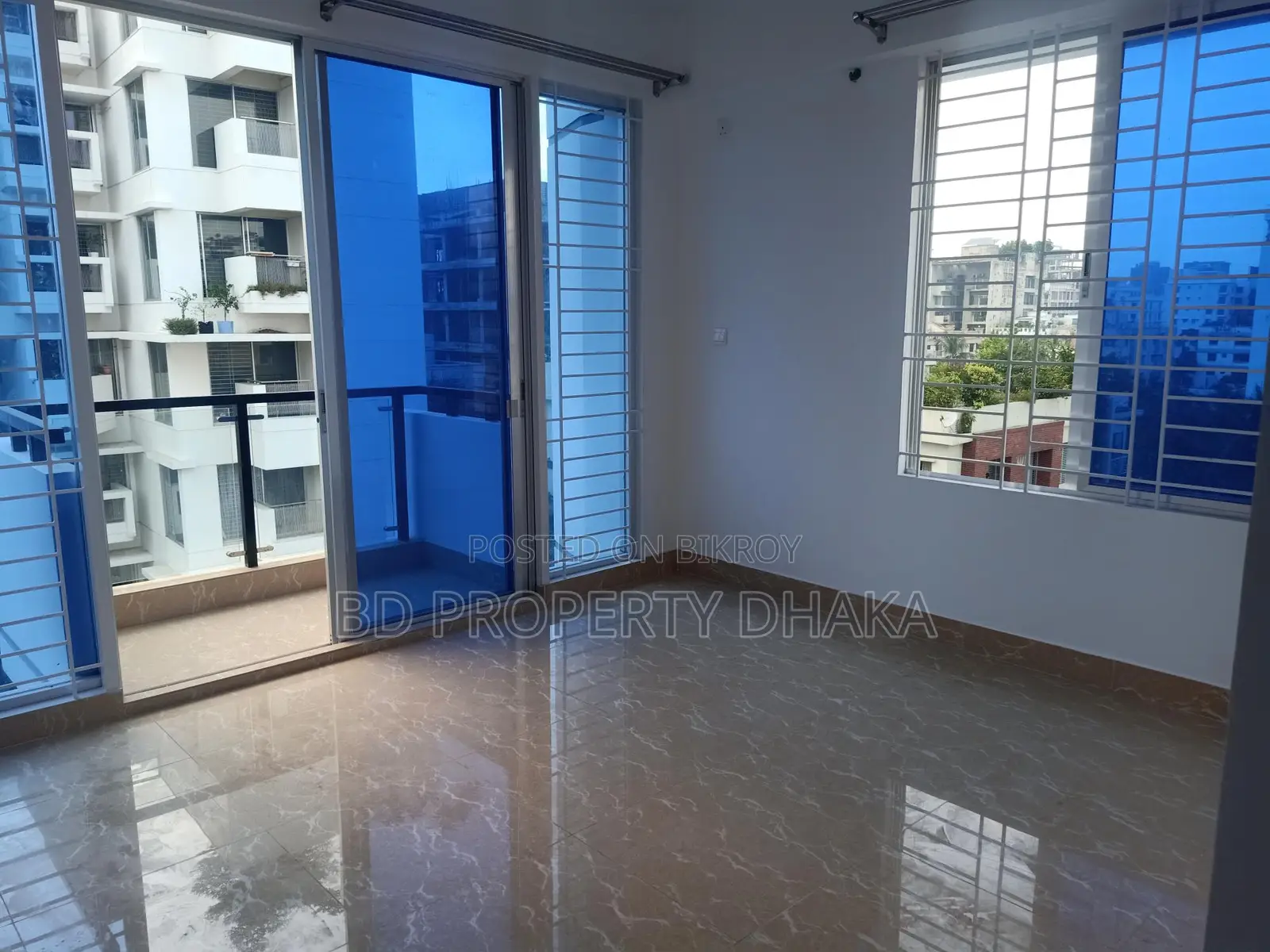 2100 Sqft Un furnished Apt Rent in Banani