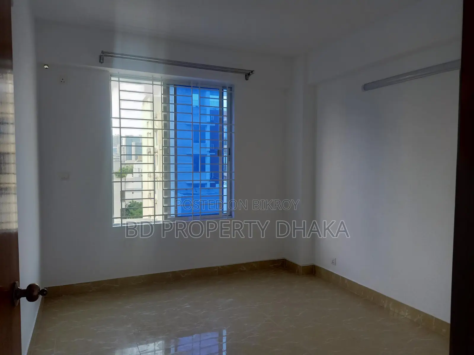 2100 Sqft Un furnished Apt Rent in Banani