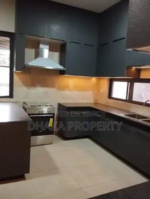 গুলশান নর্থে ৩৮০০ বর্গফুট ৪ বেডরুমের অ্যাপার্টমেন্ট ভাড়া