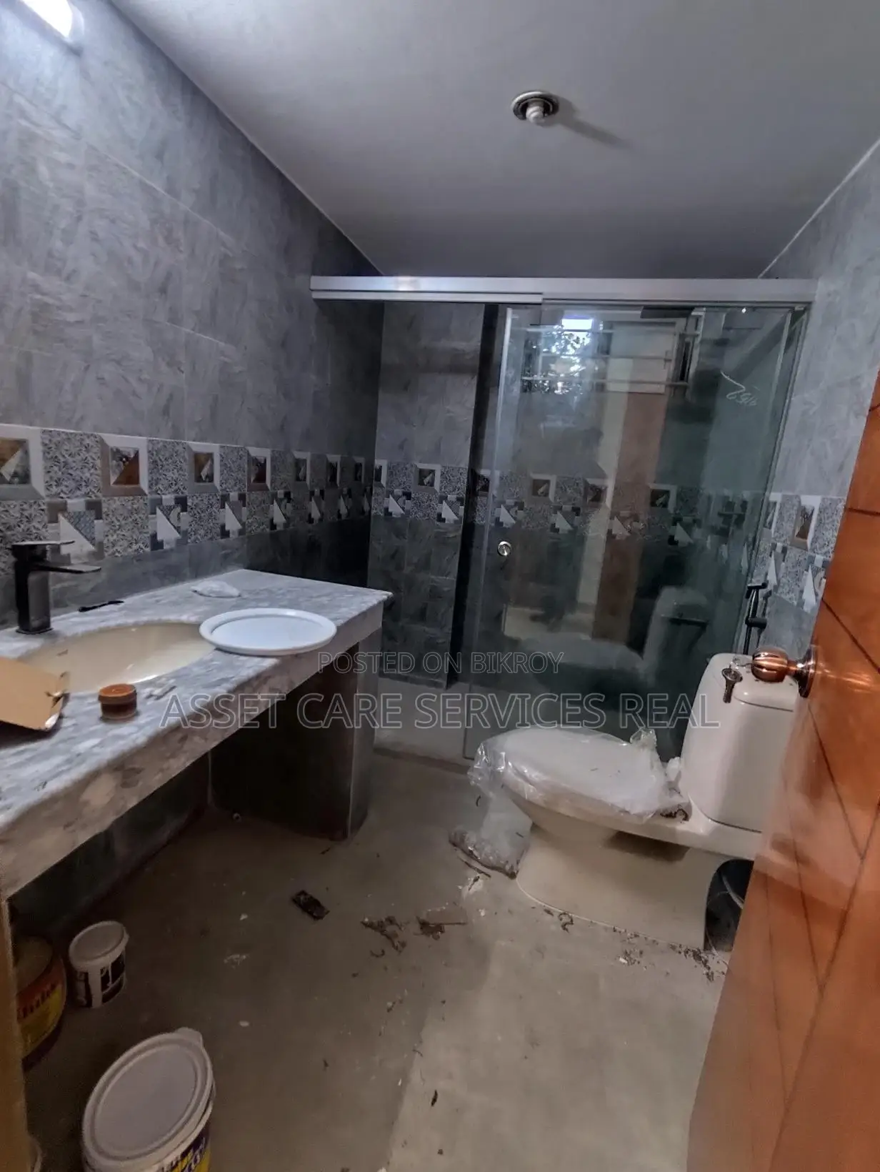 North Banani 4Bed Un-Furnished New Apartment Rent