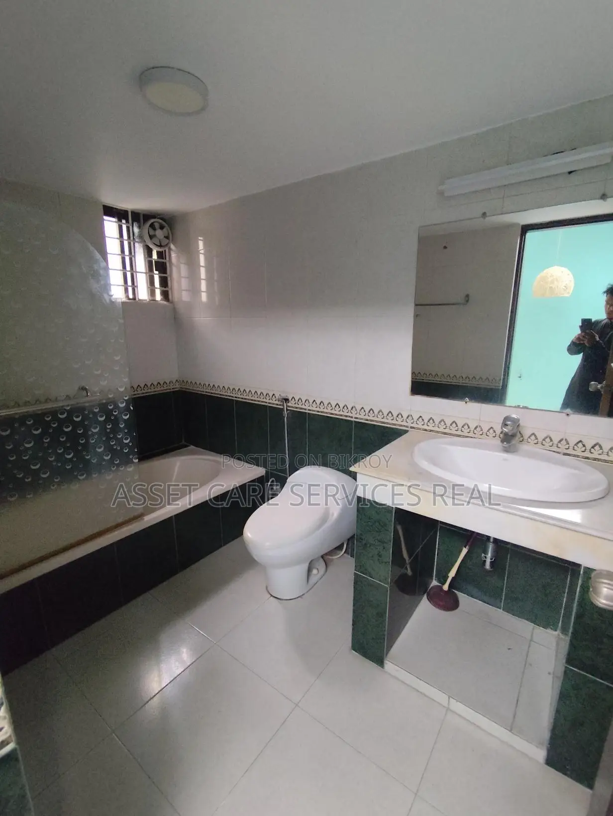 3600-Sqft 4-Bed Semi-Furnished Apartment for Rent in Gulshan-2