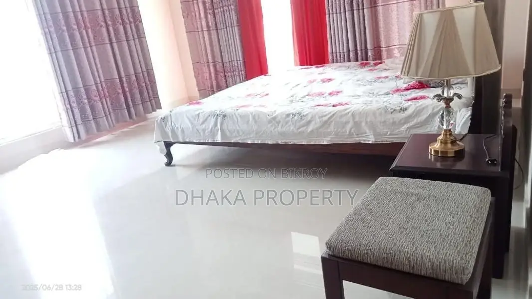 গুলশান কূটনৈতিক এলাকায় ফার্নিশড অ্যাপার্টমেন্ট ভাড়া