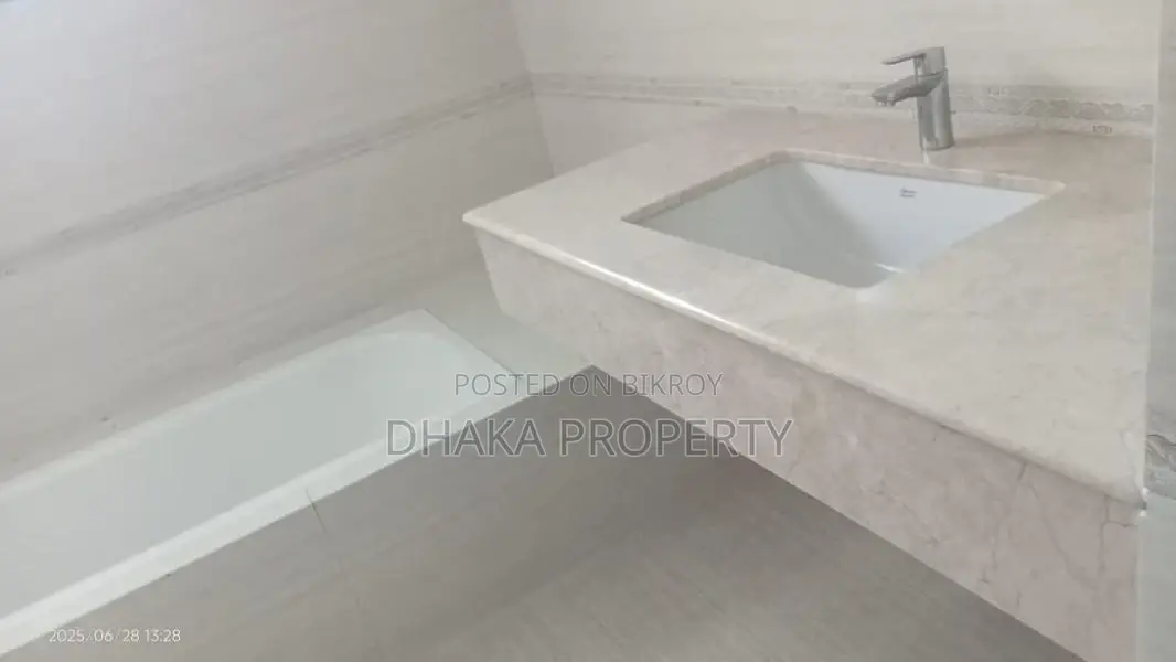গুলশান কূটনৈতিক এলাকায় ফার্নিশড অ্যাপার্টমেন্ট ভাড়া